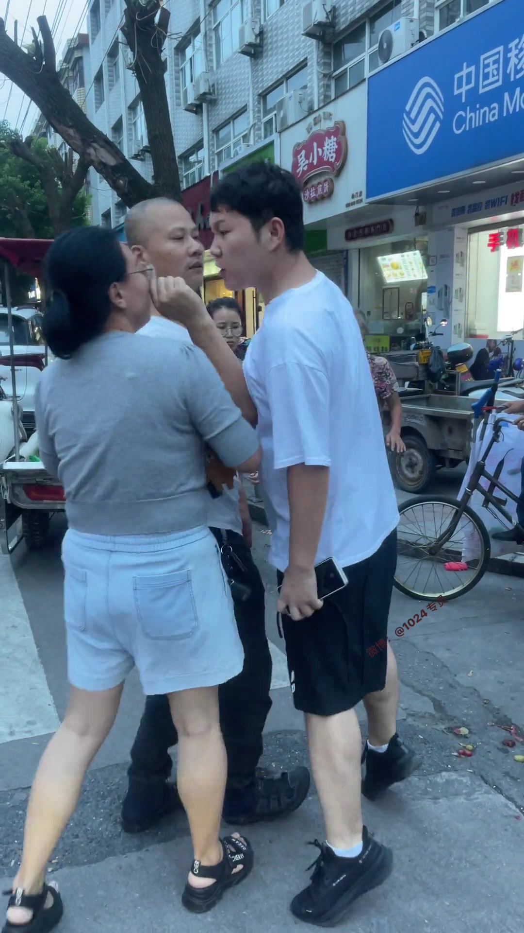 这吵架的气势谁不害怕啊！
