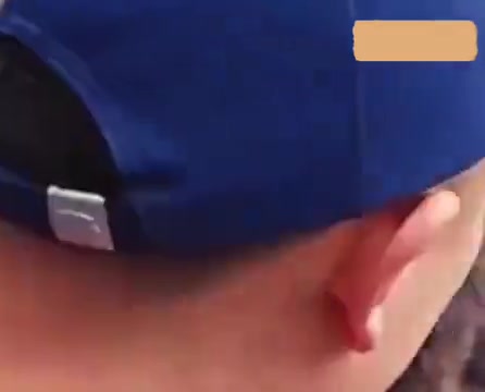 大爷说，不是我不是我不是我摸的