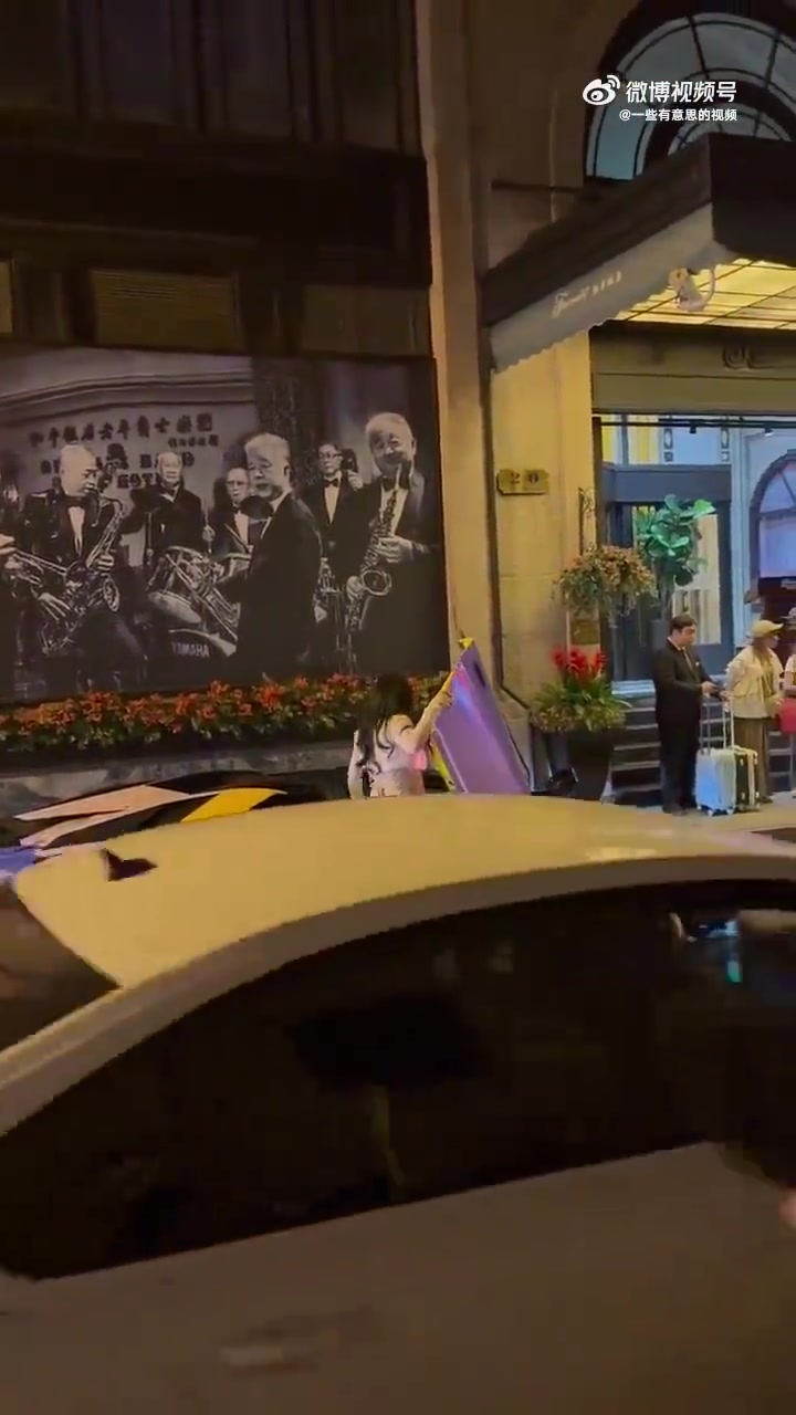 小妹妹的清唱好像自带音响，果然王者不需要任何修饰