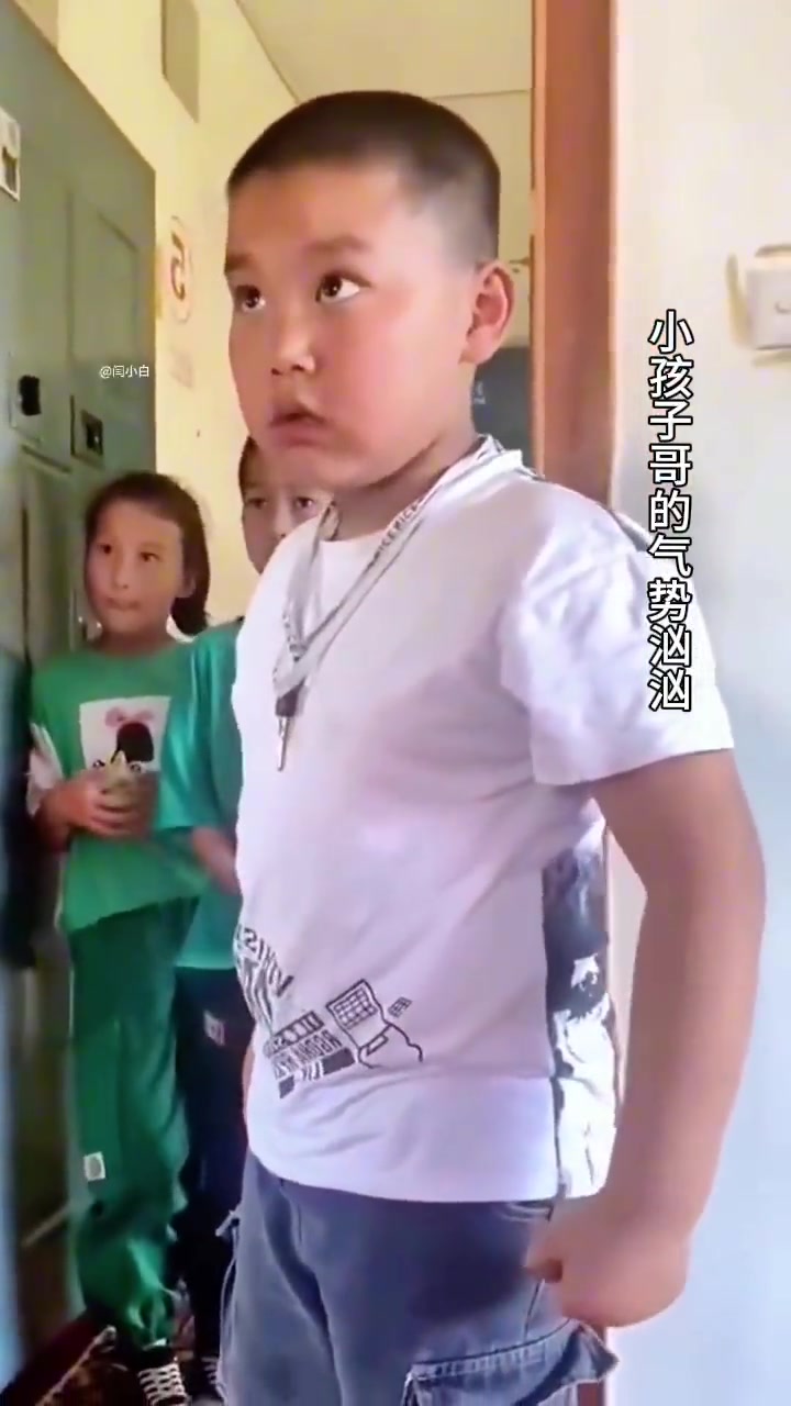 他的地位不允许他低调，他的实力不允许他冲动