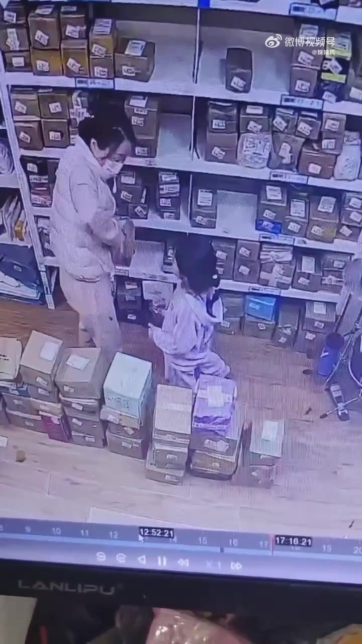 带着小朋友也真的是服了