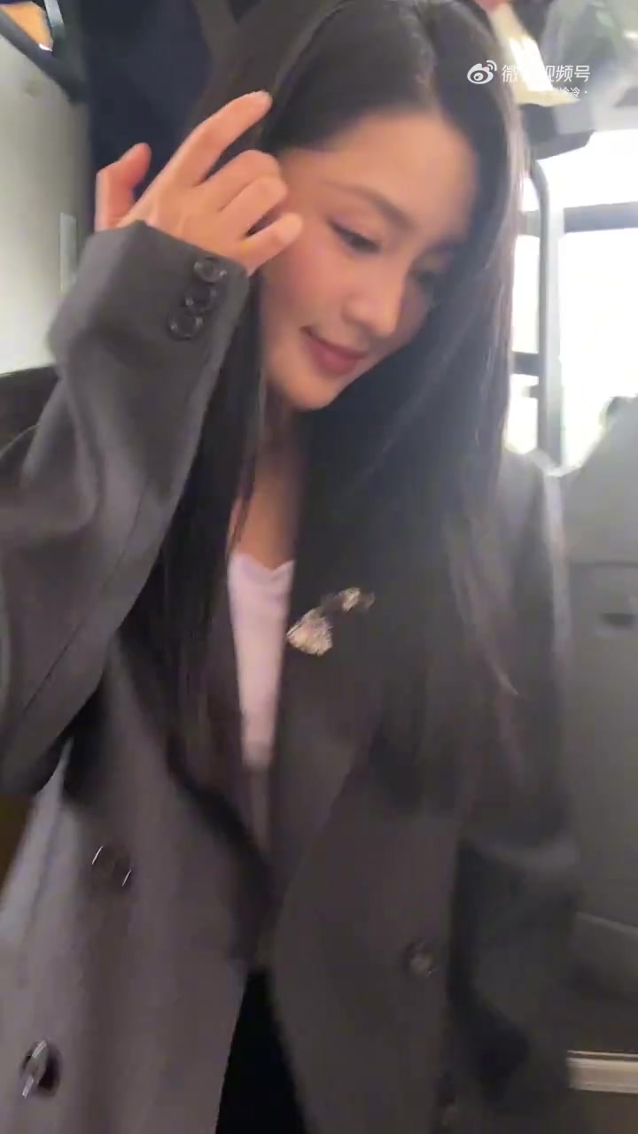 人怎么能美成这样，快被李沁美死了！李沁生图