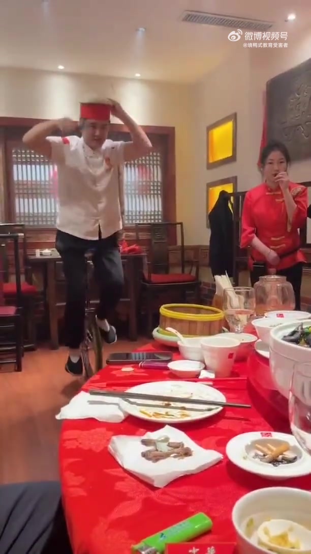 这师傅一个月得开多少钱工资