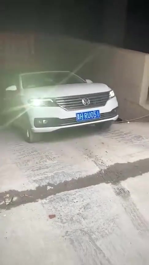 别人是半坡起步，你是半坡熄火！