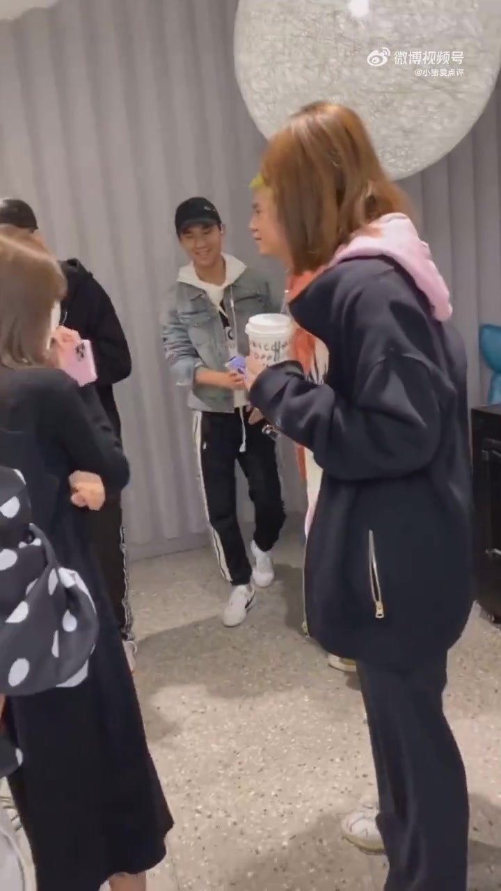 王思聪理发也需要去理发店吗