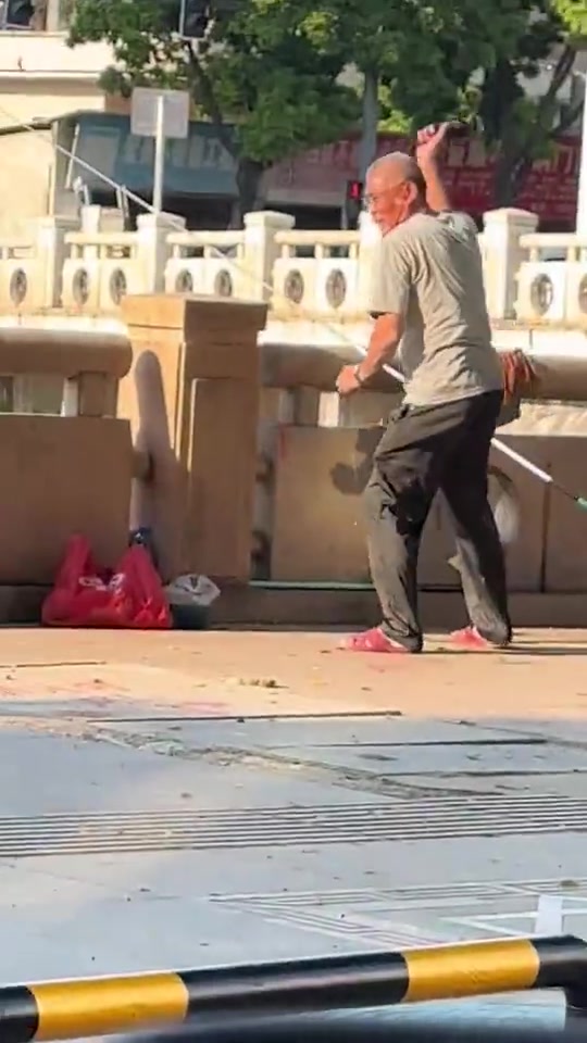 清道夫：你还是把我晒干吧！！！