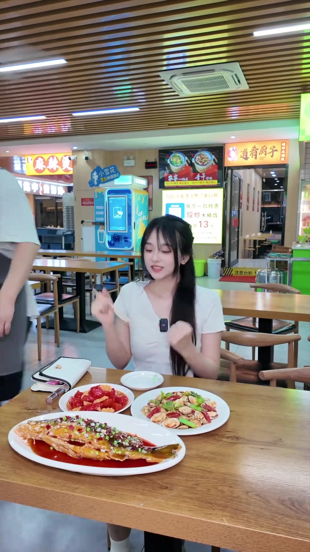 服务员乱点鸳鸯谱后造成的一系列后果