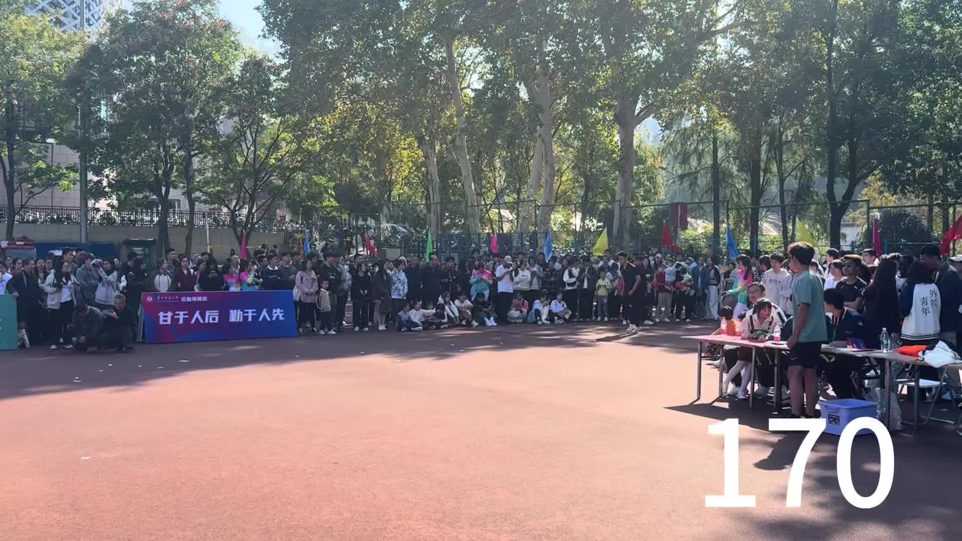 这哥们是专业的啊！虽然最终失败结束，但过程足够精彩！
