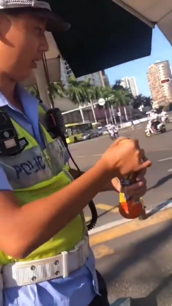 这个办法好，哈哈！为女孩点赞！