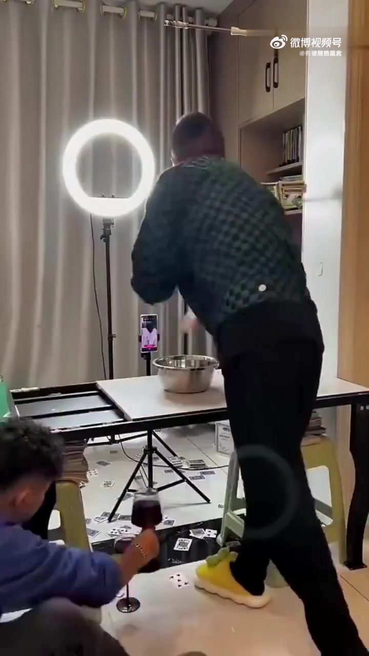 原来我就是这样被骗的，感觉智商被踩在脚下揉碎了