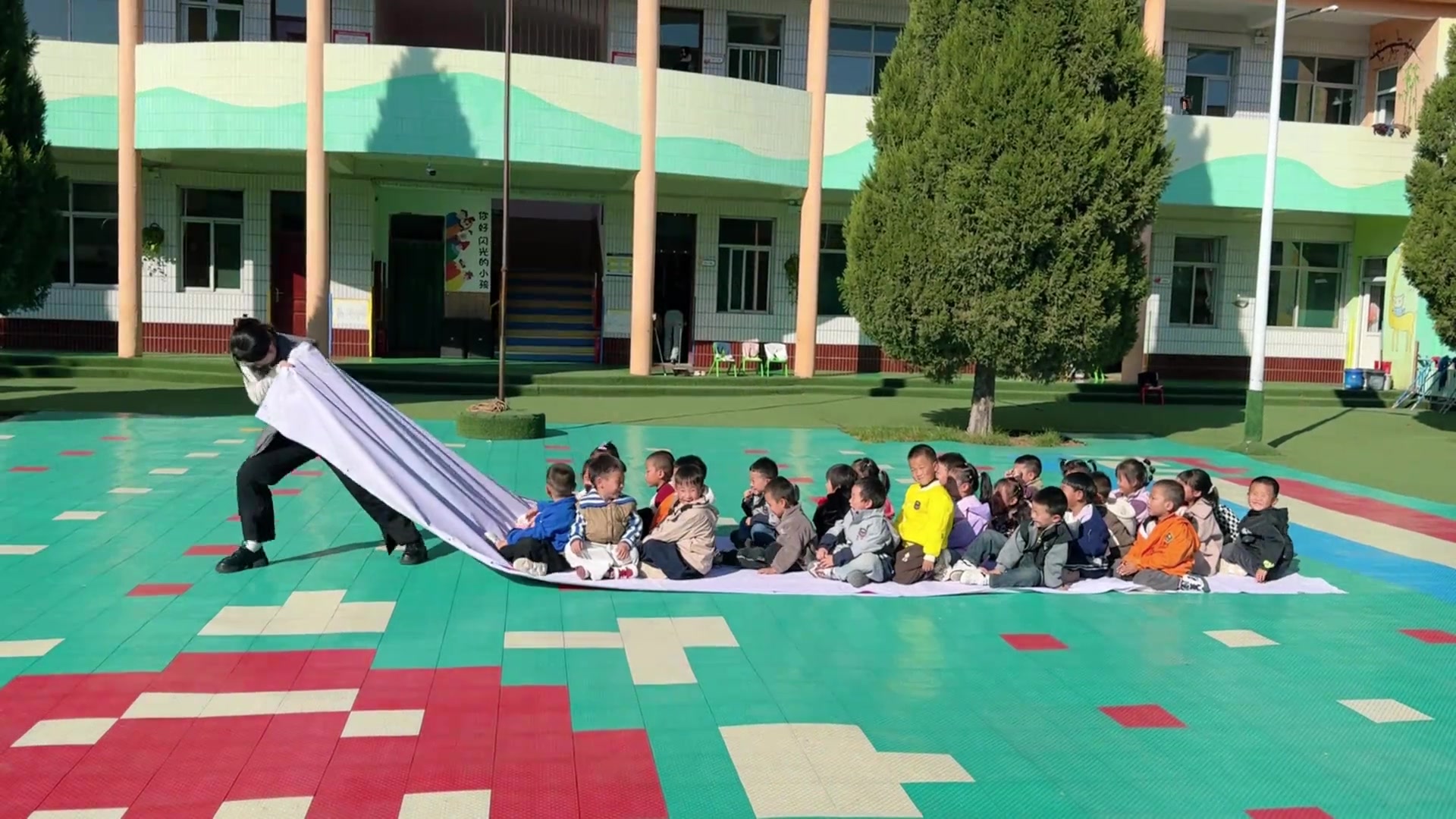 幼儿园就是要开心最重要啦！！