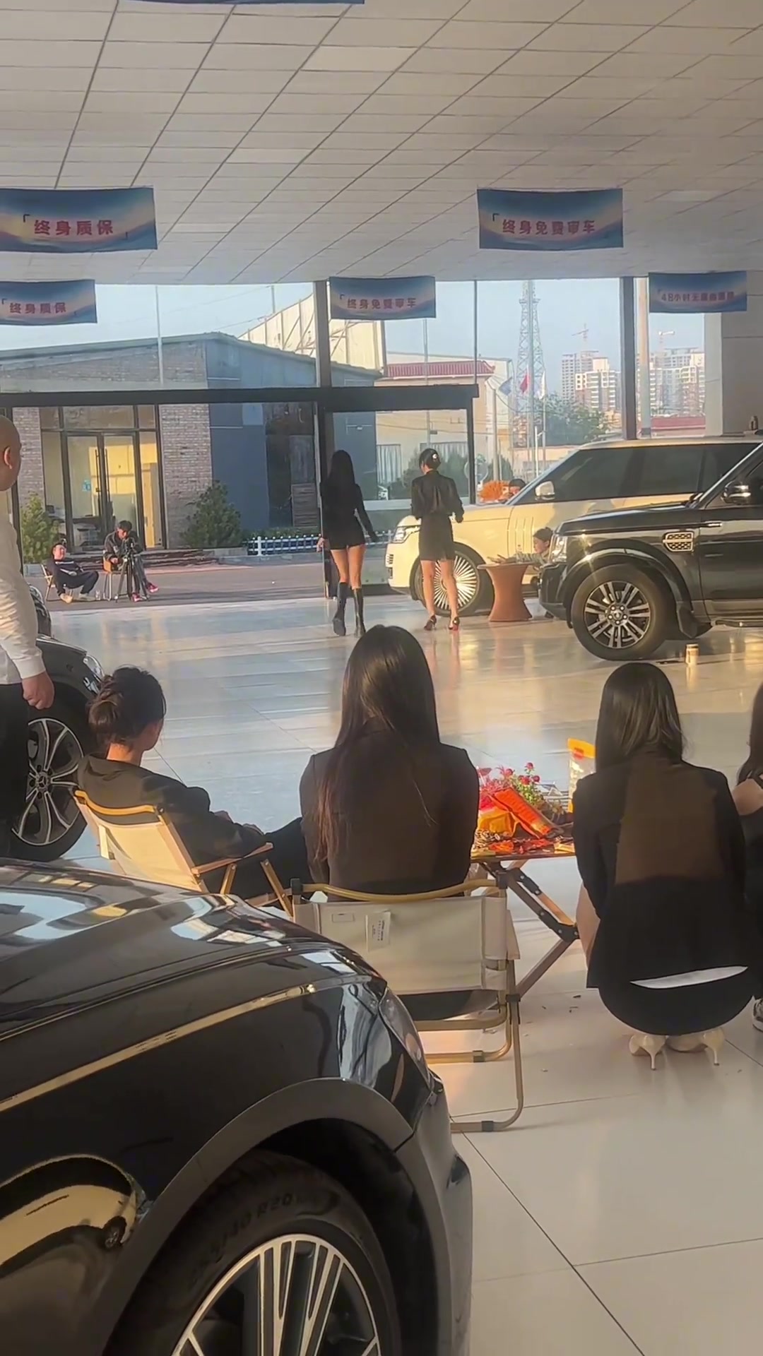 你们以为拍两个擦边视频就可以把车卖出去吗