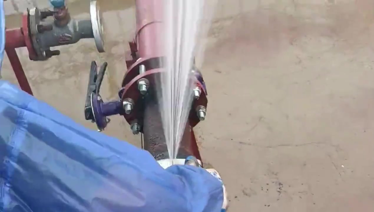 原来铁管是这样补漏的啊，长见识了！！！