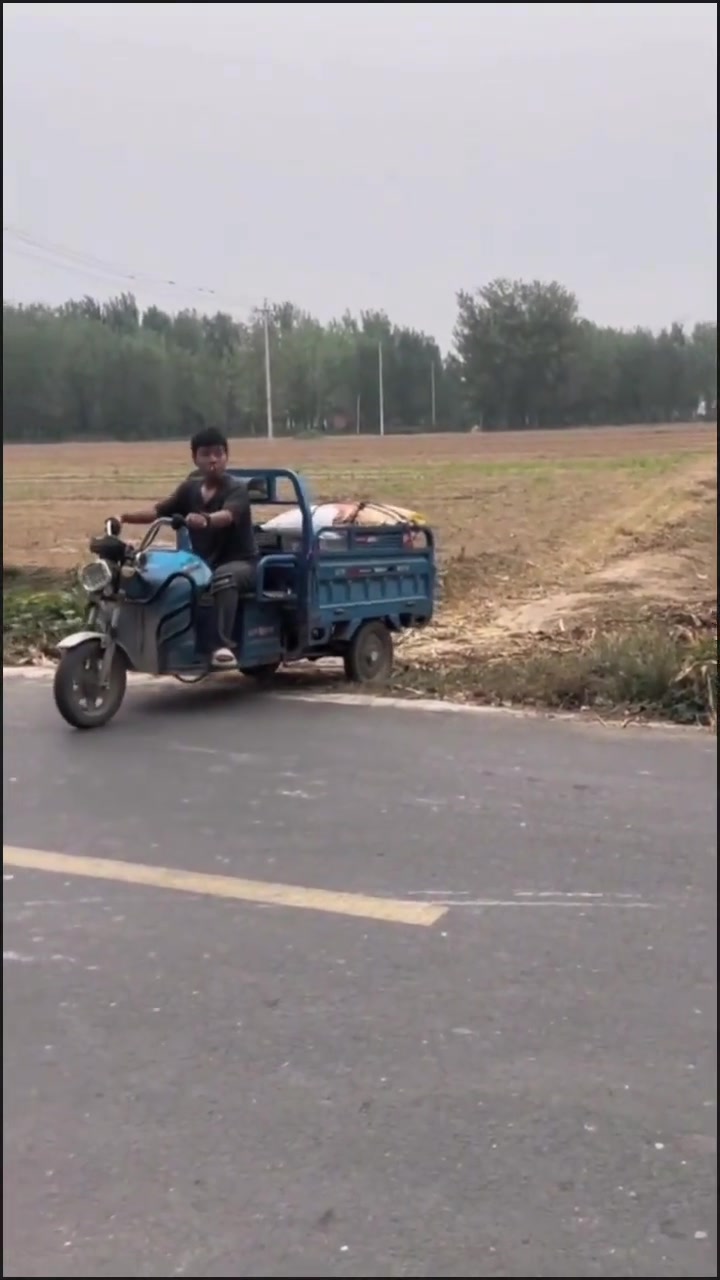 这前轱辘有点多余了