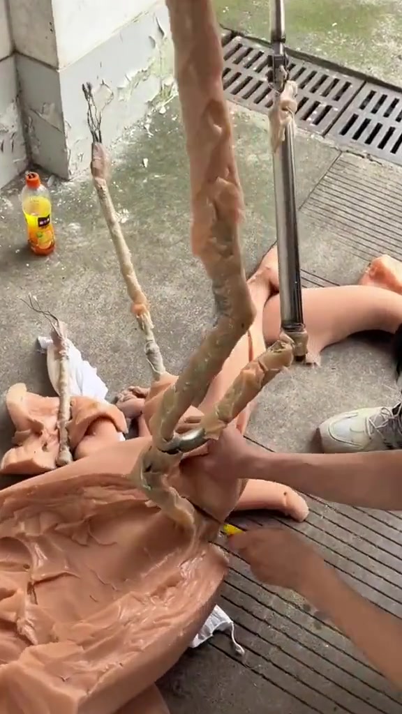 收废品的只看见不锈钢