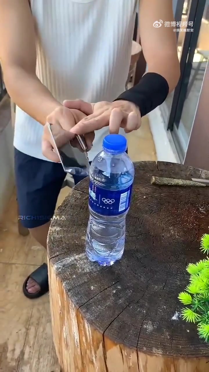 这是什么材质的刀，这么锋利