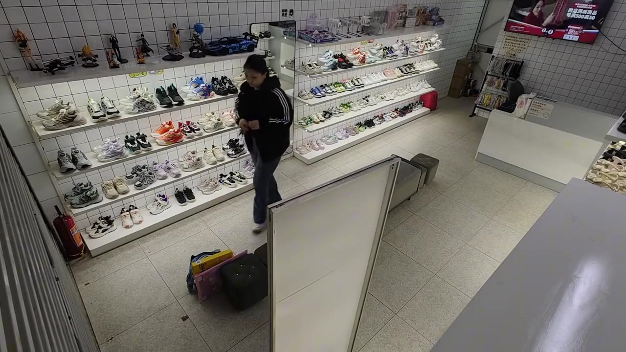 客流量这么大销售额却上不去，自己不反思一下吗