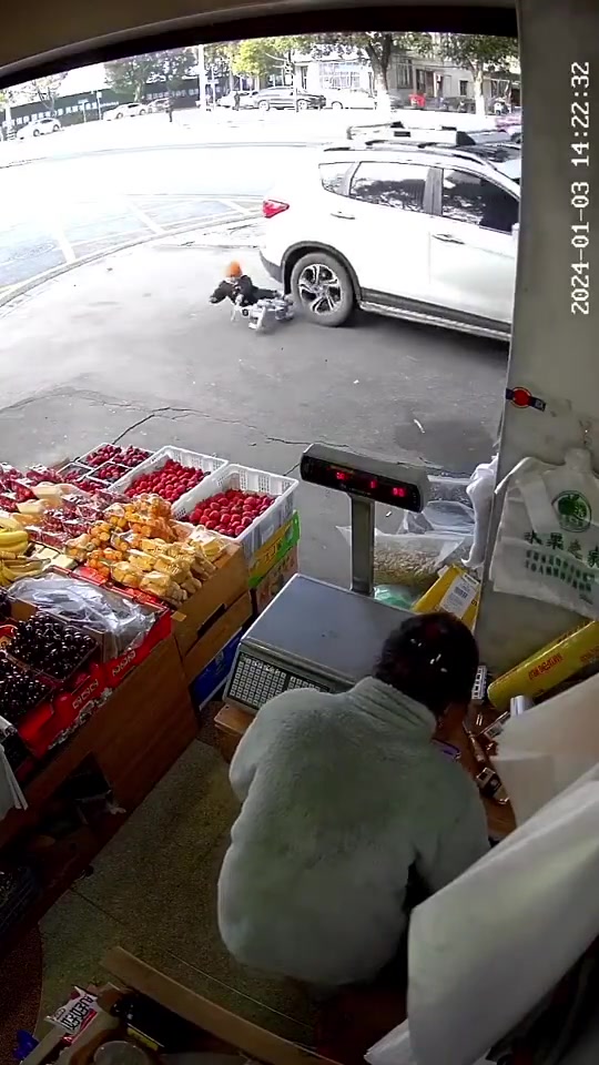 全靠孩子自己神反应！