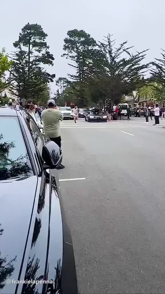 男子跑赢了布加迪，但是大家关注到的重点好像跑偏了...
