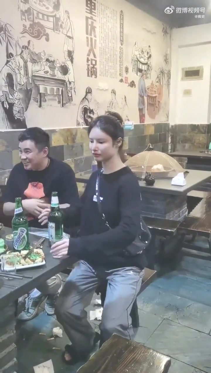 我靠，我以为真的机器人！