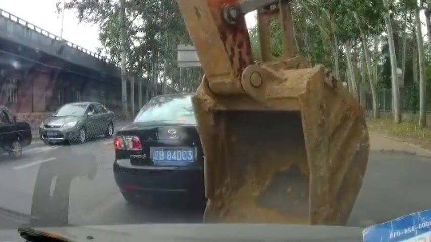 这加塞方式真是无敌了
