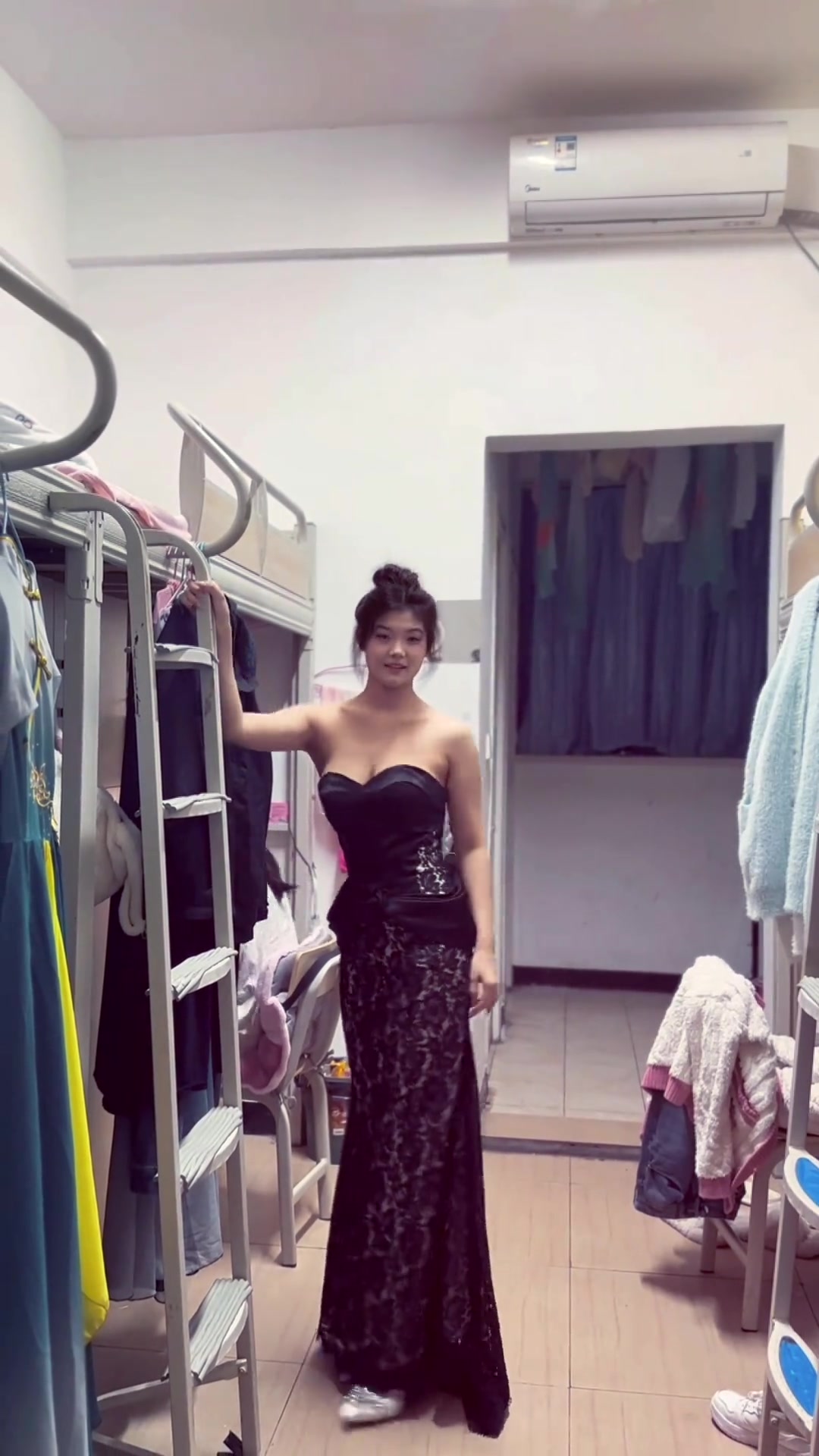 我上学的时候怎么遇不到这样的女生啊