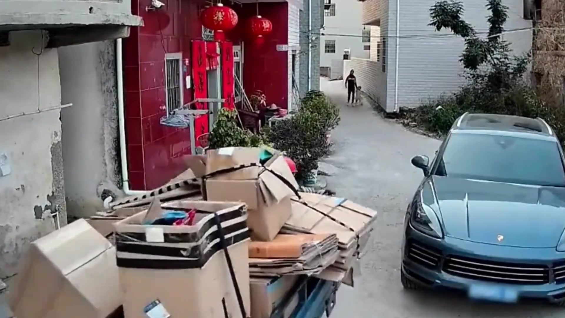 这个估计要赔钱修了