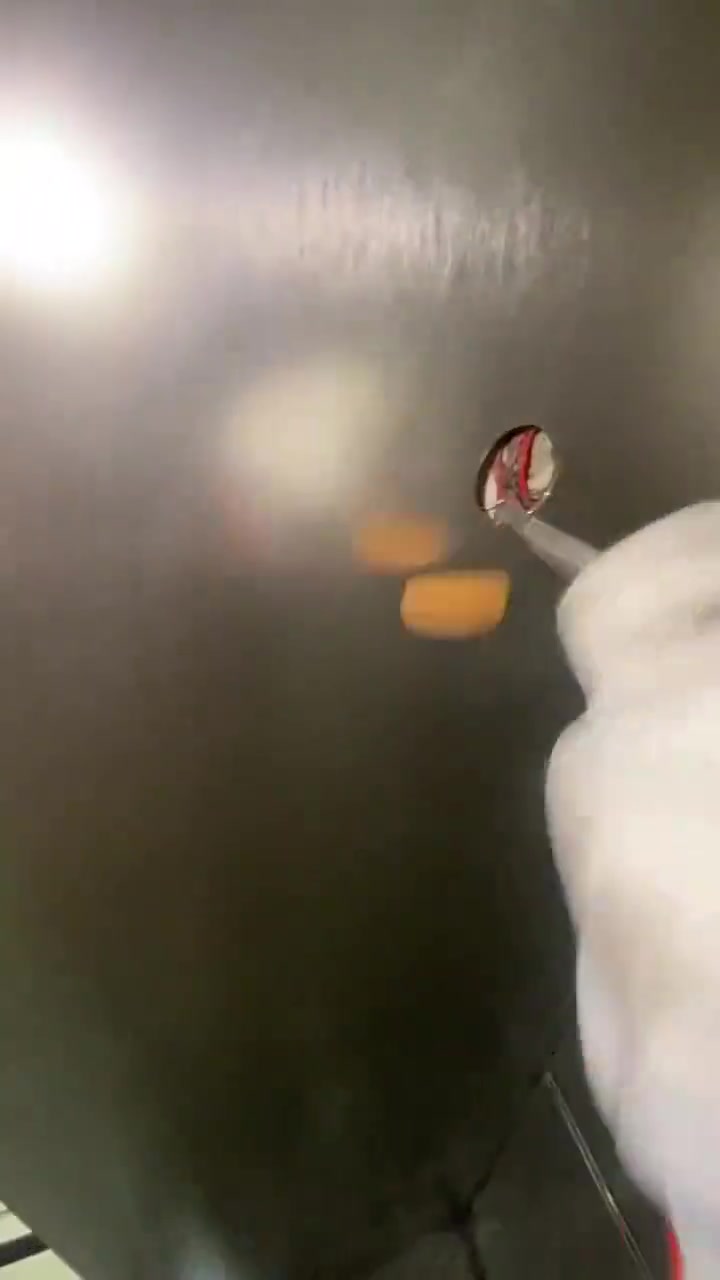 原来电梯按钮就是这样割出来的