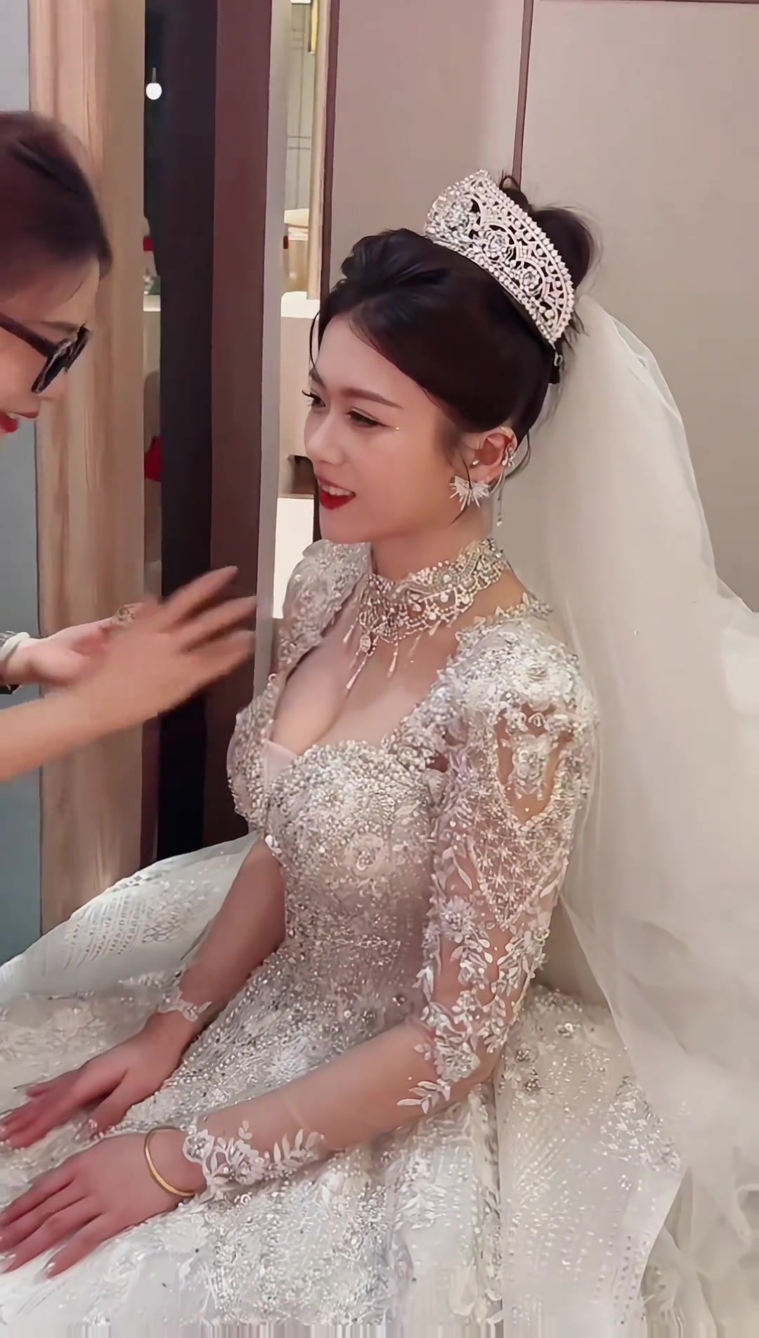 真没想到女生这地方也需要化妆的啊