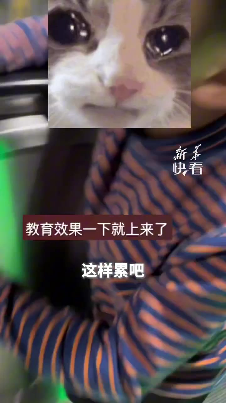 孩子爱在地铁里大声说话，这位妈妈的教育方式太赞了！
