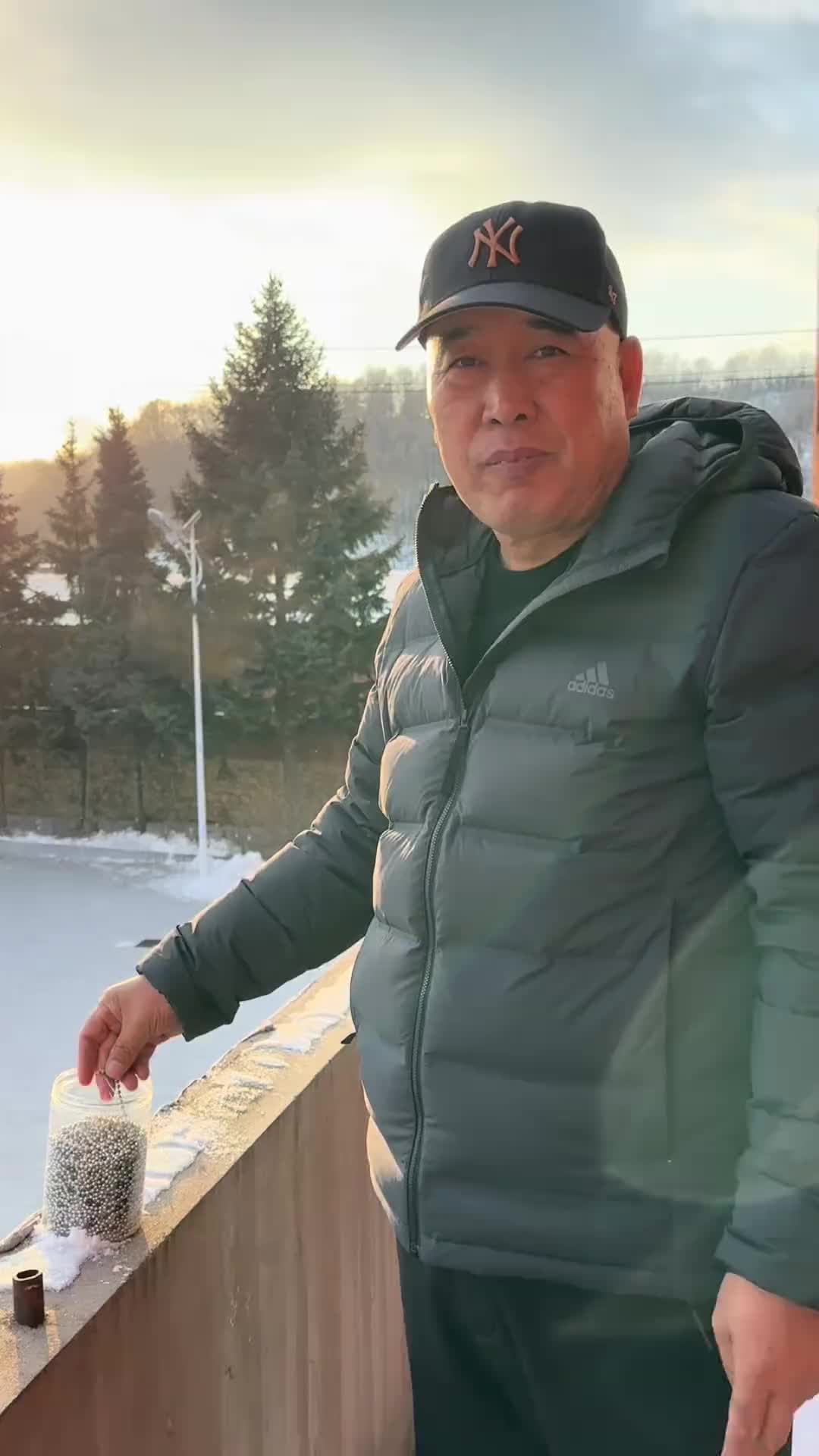 假如链子足够长会不会冲出太阳系，冲出宇宙！