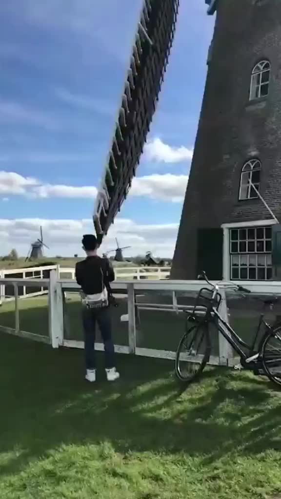 这个确实吓了一跳，还以为要打到了