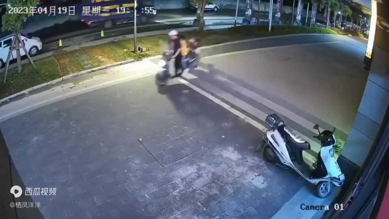 是怪他们逆行，还是怪路设计的有问题呢