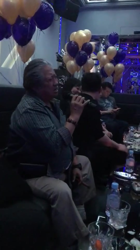 洪金宝大哥好像瘦了...