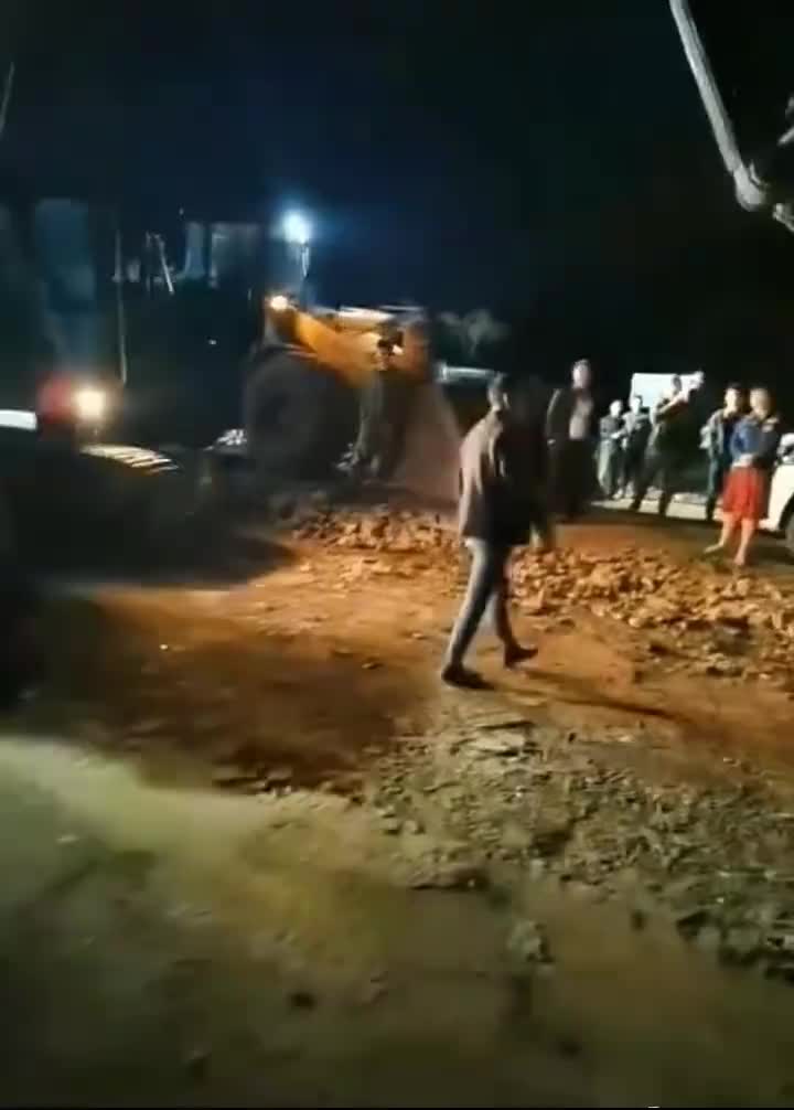 这个是真的遇到狠人了啊！！