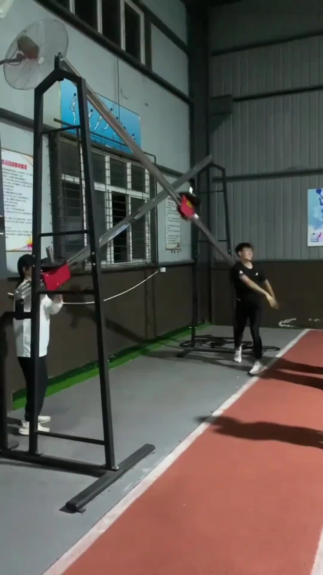 现在真是科技辅助训练啊！