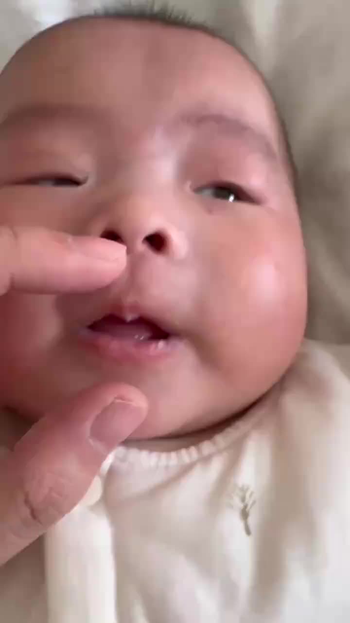 如何让三月龄宝宝开口喊妈妈