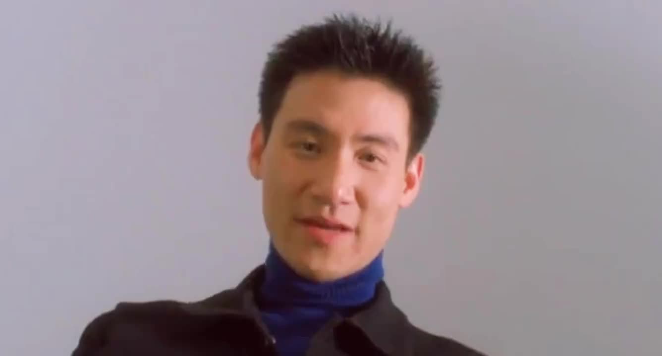 据说这个镜头是在张学友家里拍的