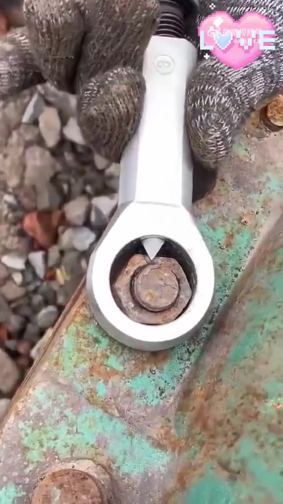 锈螺母破开器，轻松破解螺母生锈难题
