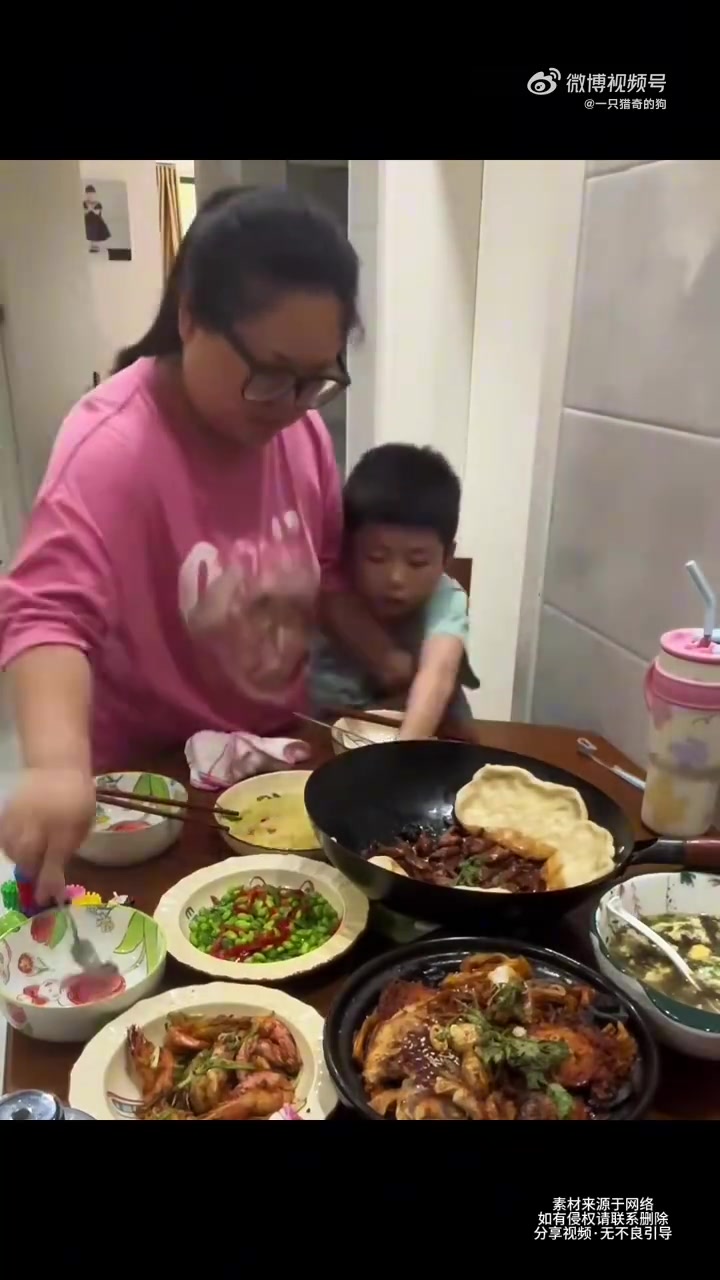 每次吃饭都这样，真让我血压升高