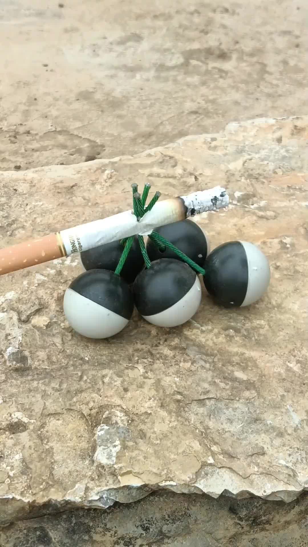 小时候都是拿高香来玩的！