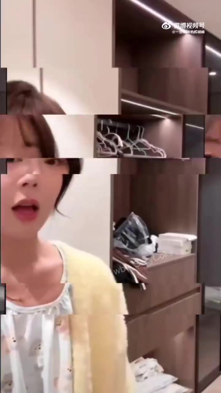 女主播直播发生事故，怎么老犯这种错误呢