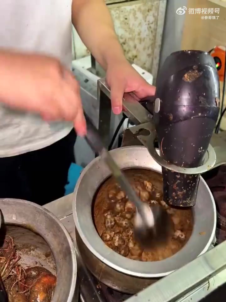 奖励好朋友吃一顿风筒胡椒虾！