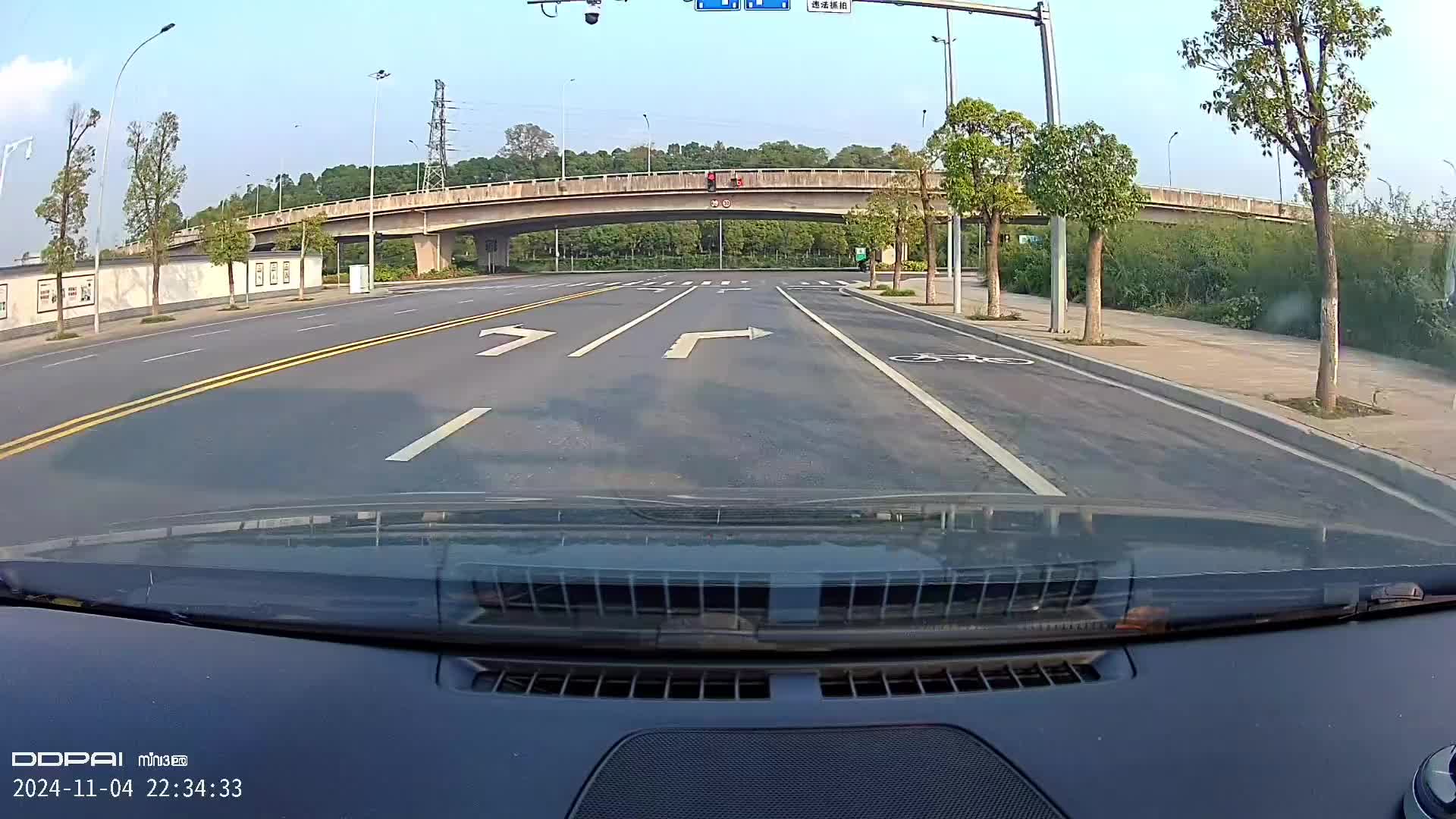 第一视角告诉你，为什么有些车会莫名其妙的翻