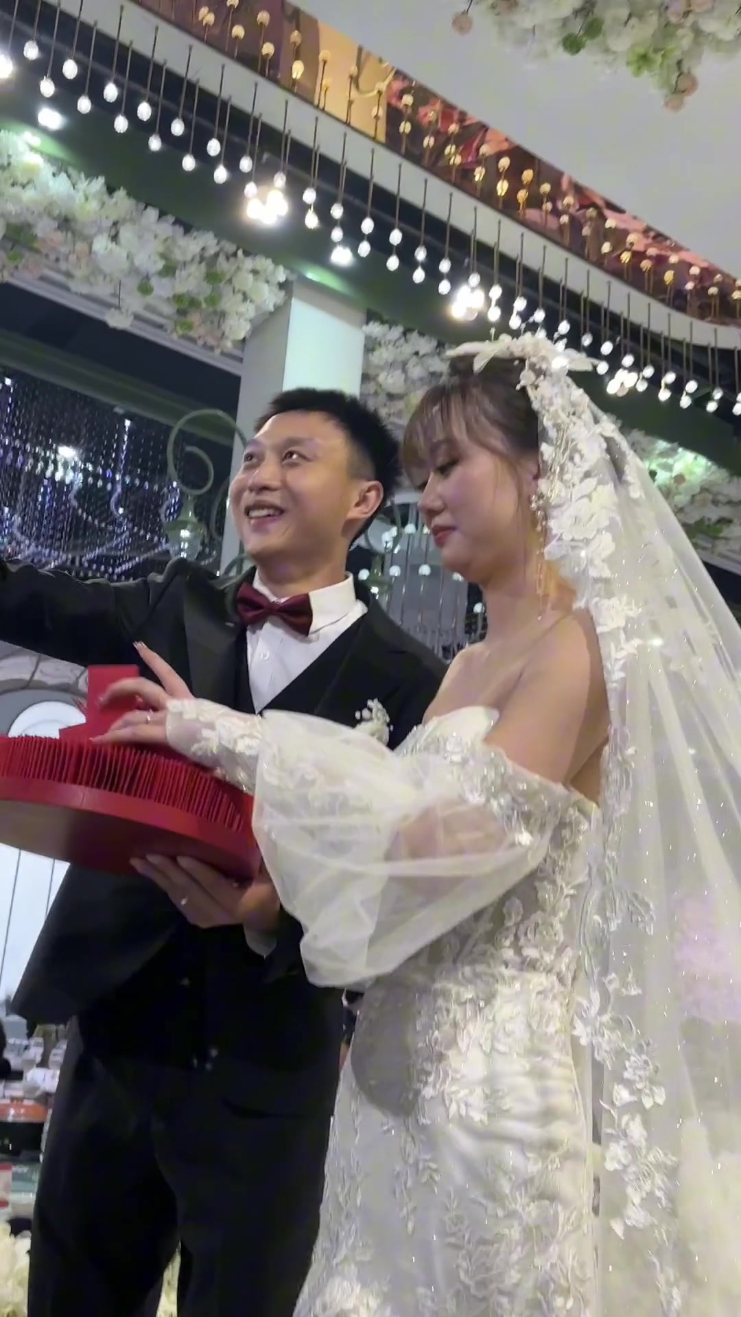 当你有个好闺蜜结婚时，应该怎么抢红包
