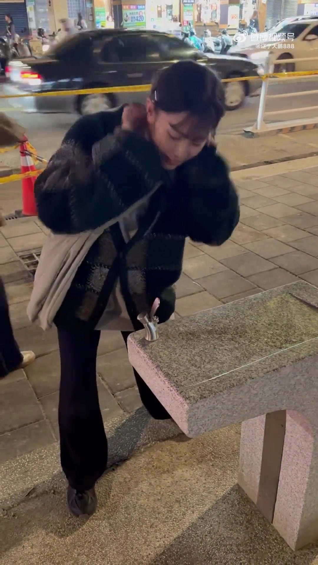 街头自来水直接喝，不用买矿泉水了