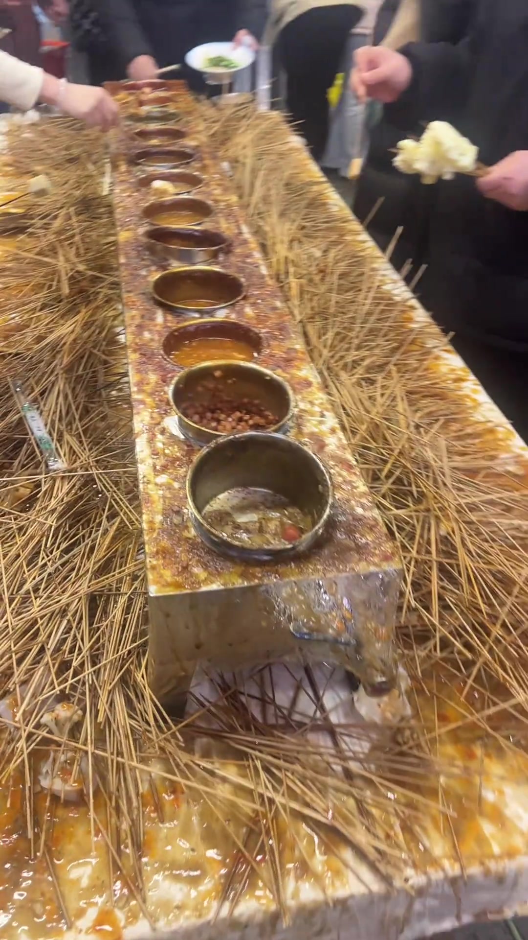 这样都能吃得下去要是有人沾第二下怎么办！！！