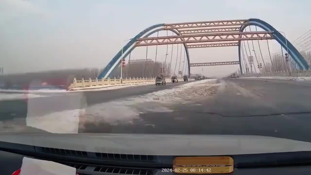 集体向后转！