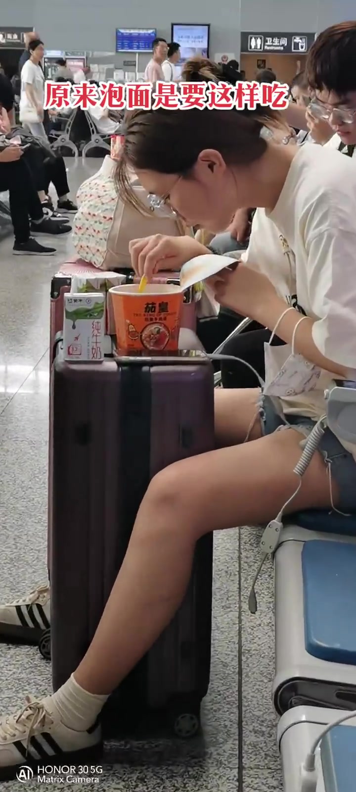 涨姿势了！吃了几十年泡面，才知道这才是泡面正确吃法
