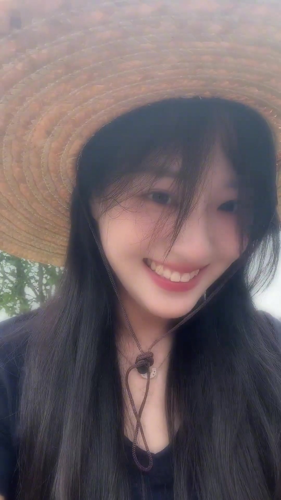 开始：抽象解开面纱后：哦既有美丽的外表又有有趣的灵魂！